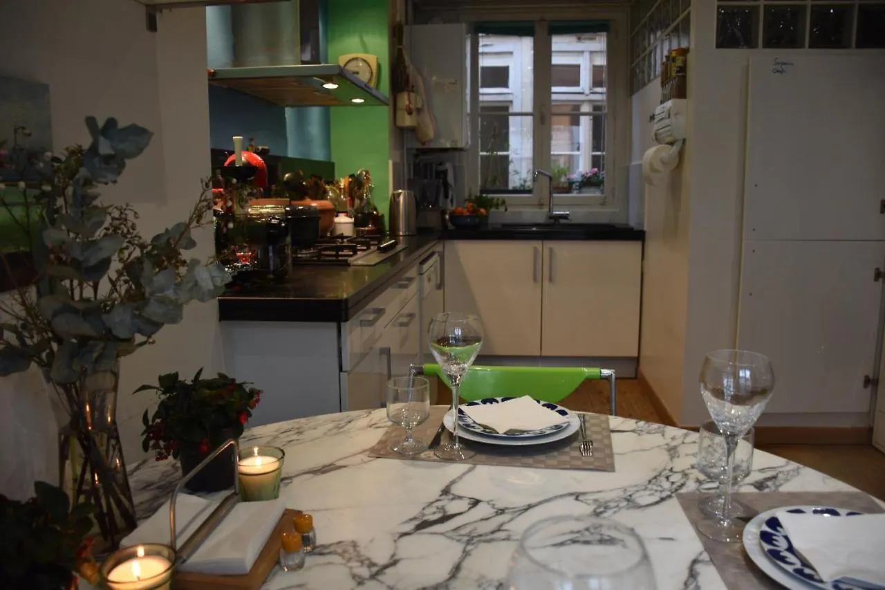 Apartment Rue De Paradis Paris
