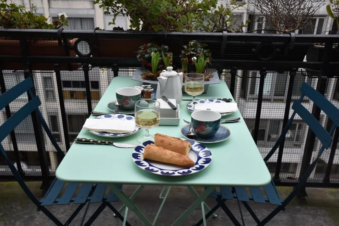 Rue De Paradis Paris 0*,  France